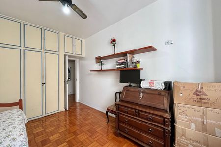 Apartamento à venda com 250m², 3 quartos e 2 vagas Apartamento à venda com 250m², 3 quartos e 2 vagasQuarto 1