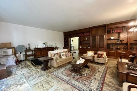 Apartamento à venda com 250m², 3 quartos e 2 vagas Apartamento à venda com 250m², 3 quartos e 2 vagasSala