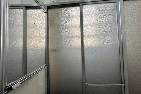 Apartamento à venda com 250m², 3 quartos e 2 vagas Apartamento à venda com 250m², 3 quartos e 2 vagasBanheiro de serviço