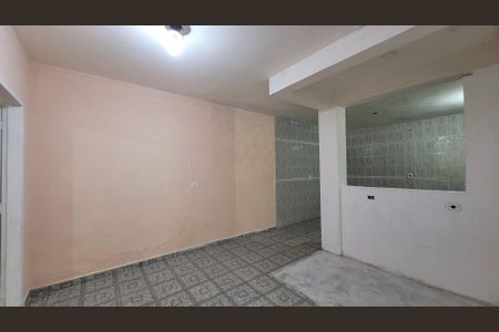 Sala de casa para alugar com 1 quarto, 55m² em Jardim Itapua, Itaquaquecetuba