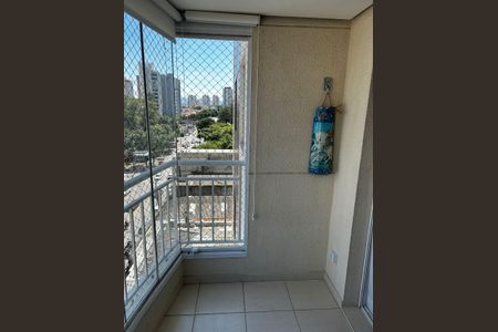 Apartamento à venda com 72m², 3 quartos e 2 vagasVaranda