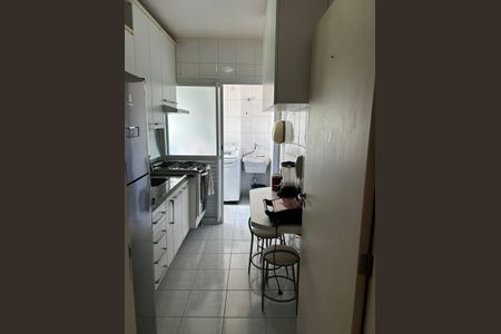 Apartamento à venda com 72m², 3 quartos e 2 vagasCozinha