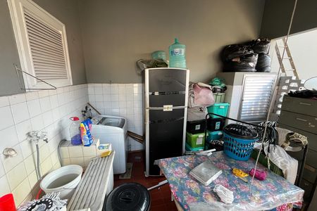 Casa à venda com 610m², 5 quartos e 7 vagasCasa de serviço