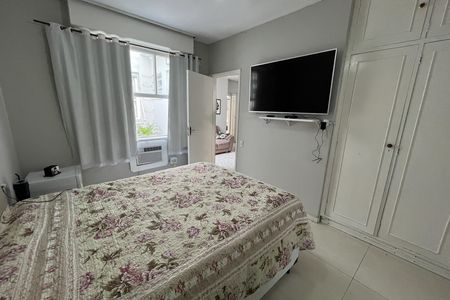 Casa à venda com 610m², 5 quartos e 7 vagasQuarto 2