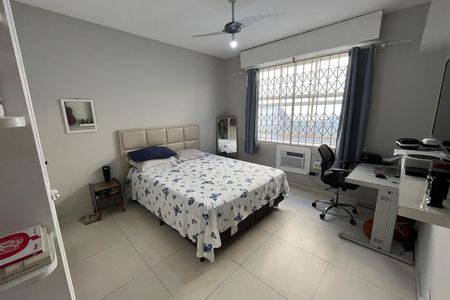 Casa à venda com 610m², 5 quartos e 7 vagasQuarto 4 