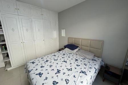 Casa à venda com 610m², 5 quartos e 7 vagasQuarto 4 