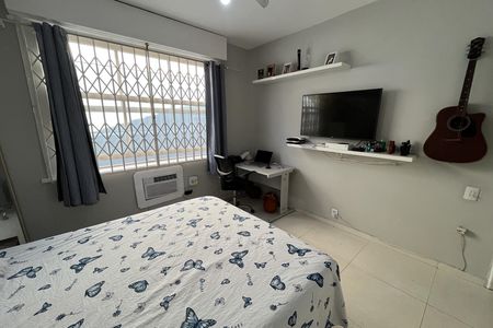 Casa à venda com 610m², 5 quartos e 7 vagasQuarto 4 