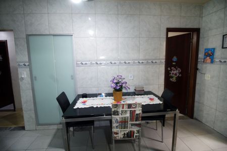 Casa para alugar com 145m², 3 quartos e sem vagaCopa