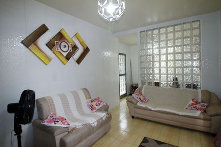 Sala de casa para alugar com 3 quartos, 145m² em Vila da Penha, Rio de Janeiro