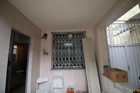 Casa para alugar com 145m², 3 quartos e sem vagaVaranda