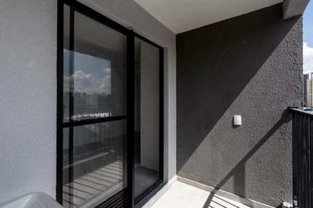 Apartamento à venda com 38m², 2 quartos e sem vaga Apartamento à venda com 38m², 2 quartos e sem vagaVaranda