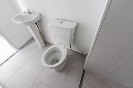 Apartamento à venda com 38m², 2 quartos e sem vaga Apartamento à venda com 38m², 2 quartos e sem vagaBanheiro