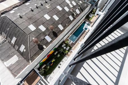 Apartamento à venda com 38m², 2 quartos e sem vaga Apartamento à venda com 38m², 2 quartos e sem vagaVaranda