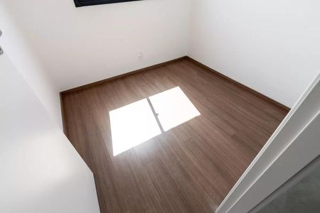 Apartamento à venda com 38m², 2 quartos e sem vaga Apartamento à venda com 38m², 2 quartos e sem vagaQuarto