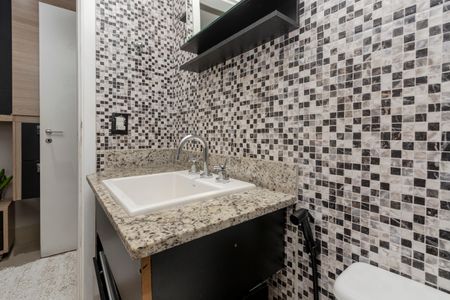 Apartamento à venda com 111m², 2 quartos e 2 vagasBanheiro da Suíte