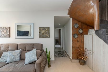 Apartamento à venda com 111m², 2 quartos e 2 vagasSala