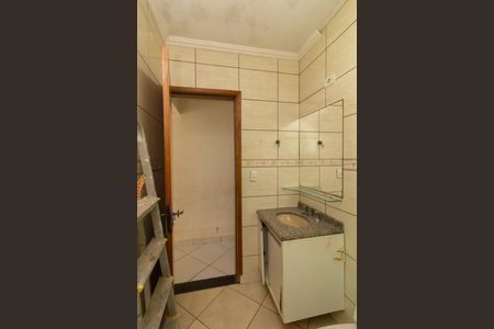 Casa à venda com 300m², 4 quartos e 2 vagasBanheiro