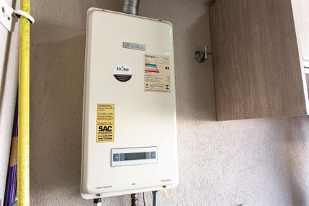 Apartamento à venda com 68m², 3 quartos e 1 vagaÁrea de Serviço - Aquecedor a Gás