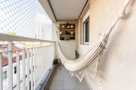 Sala de apartamento à venda com 3 quartos, 68m² em Chácara Seis de Outubro, São Paulo
