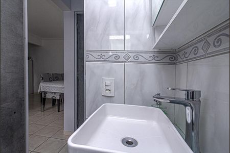 Apartamento à venda com 53m², 2 quartos e 1 vagabanheiro social_4