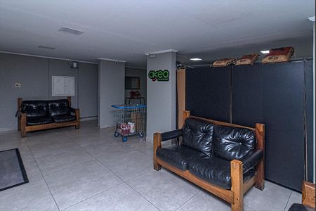 Apartamento à venda com 53m², 2 quartos e 1 vagahall de entrada com mercadinho_3