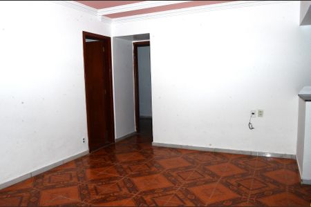 Casa para alugar com 110m², 3 quartos e 2 vagasSala