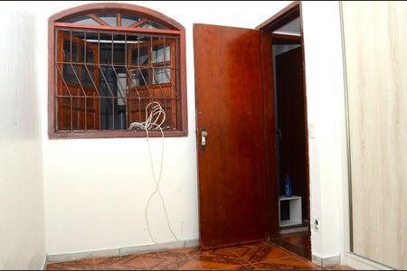 Casa para alugar com 110m², 3 quartos e 2 vagasQuarto 1