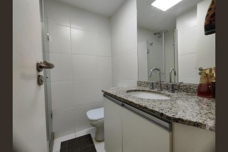 Apartamento à venda com 84m², 2 quartos e 2 vagas Apartamento à venda com 84m², 2 quartos e 2 vagasBanheiro da Suíte 2