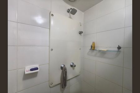 Apartamento à venda com 51m², 2 quartos e 1 vagaBanheiro Social