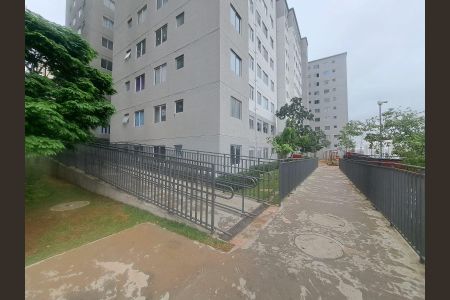 Apartamento à venda com 47m², 2 quartos e sem vagaÁrea comum