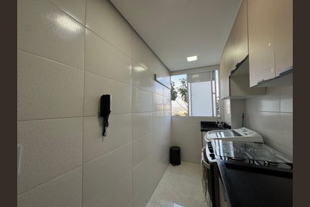 Cozinha de apartamento à venda com 2 quartos, 47m² em Jardim do Lago, Osasco