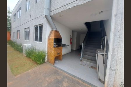 Apartamento à venda com 47m², 2 quartos e sem vagaÁrea comum