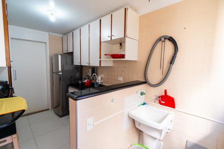 Apartamento para alugar com 54m², 2 quartos e 1 vaga Apartamento para alugar com 54m², 2 quartos e 1 vagaCozinha e Área de Serviço