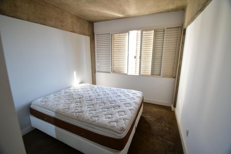 Quarto de apartamento à venda com 1 quarto, 50m² em Centro, Campinas