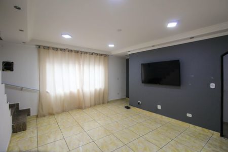 Sala de casa para alugar com 3 quartos, 180m² em Jardim Sao Roberto, São Paulo
