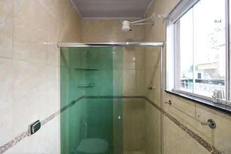 Casa para alugar com 180m², 3 quartos e sem vagaBanheiro da Suíte