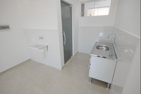 Cozinha e Área de Serviço de apartamento para alugar com 1 quarto, 23m² em Jardim de Alah, Taubaté
