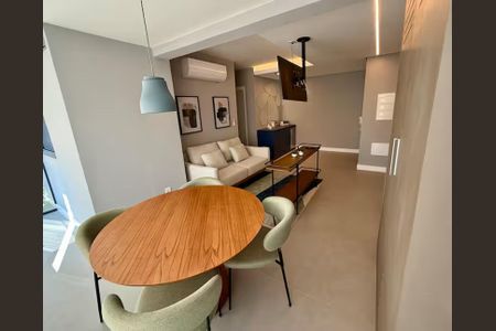 Apartamento para alugar com 60m², 2 quartos e 1 vagaSala/Cozinha