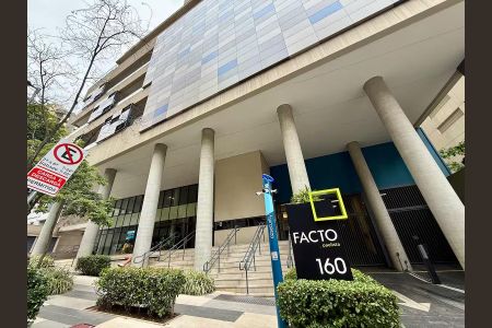 Apartamento para alugar com 60m², 2 quartos e 1 vagaFachada