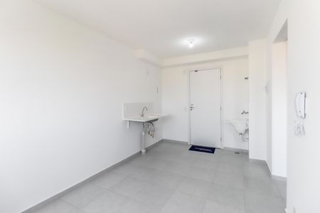 Apartamento para alugar com 37m², 2 quartos e sem vagaSala - Cozinha