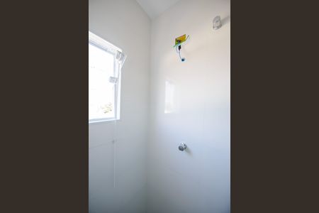 Banheiro de apartamento para alugar com 1 quarto, 23m² em Jardim de Alah, Taubaté