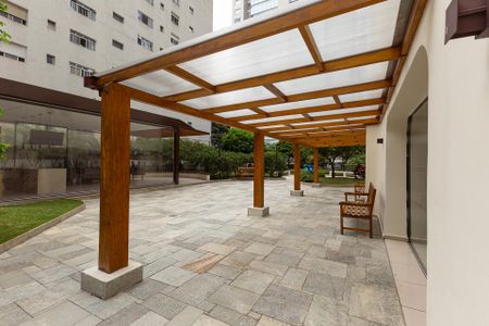 Apartamento à venda com 172m², 3 quartos e 2 vagasÁrea comum - Salão de festas