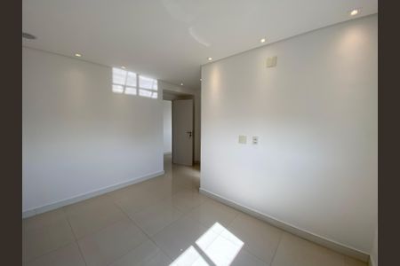 Apartamento para alugar com 81m², 2 quartos e 1 vagaQuarto 1