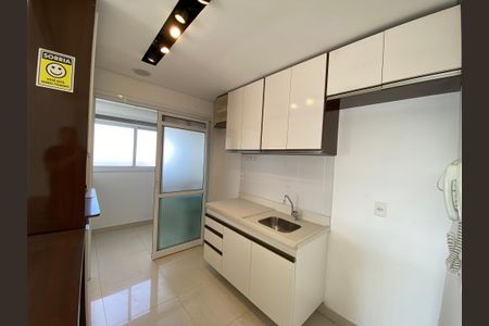 Apartamento para alugar com 81m², 2 quartos e 1 vagaCozinha 