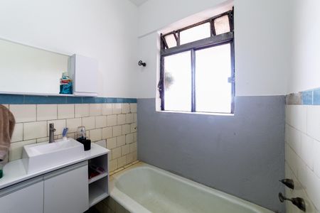 Apartamento à venda com 84m², 3 quartos e sem vagaBanheiro Social