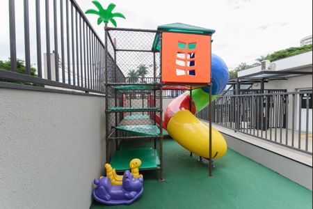 Apartamento para alugar com 76m², 2 quartos e 1 vagaÁrea comum - Playground