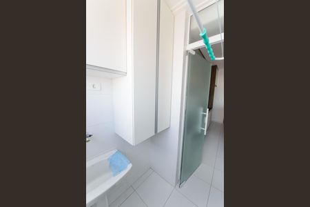 Apartamento para alugar com 76m², 2 quartos e 1 vagaÁrea de Serviço