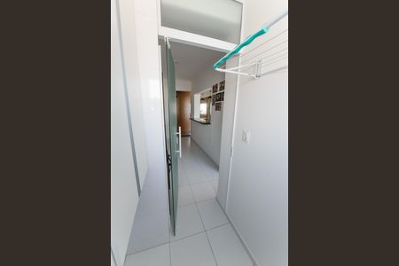 Apartamento para alugar com 76m², 2 quartos e 1 vagaÁrea de Serviço