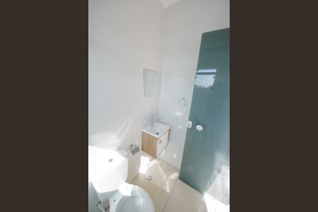 Banheiro de apartamento para alugar com 1 quarto, 24m² em Jardim de Alah, Taubaté