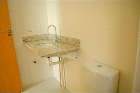 Apartamento para alugar com 68m², 3 quartos e 2 vagasBanheiro da Suíte